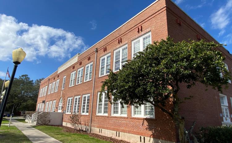 Western Specialty Contractors restoring façade of Fernandina Beach’s historic Peck Center