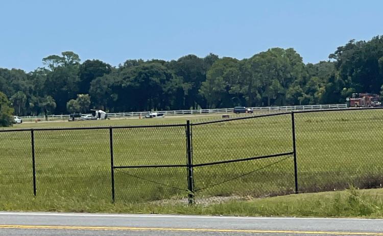 Three vehicles were involved in the wreck on Amelia Island Parkway, leading to the closure of the entire road from South 8th Street to Via Del Mar. Photo by Marisa DeMar/News-Leader