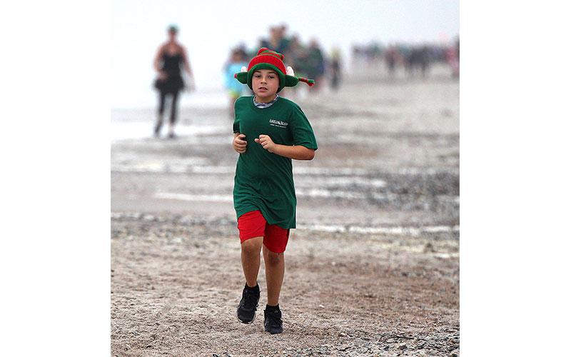 Run like the Dickens 2022. Photo by Beth Jones/News-Leader