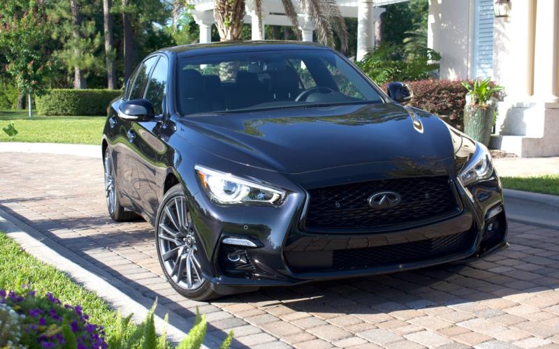 Infiniti’s Q50 Red Sport has just the right curb attitude. Photo courtesy of Autoeditor
