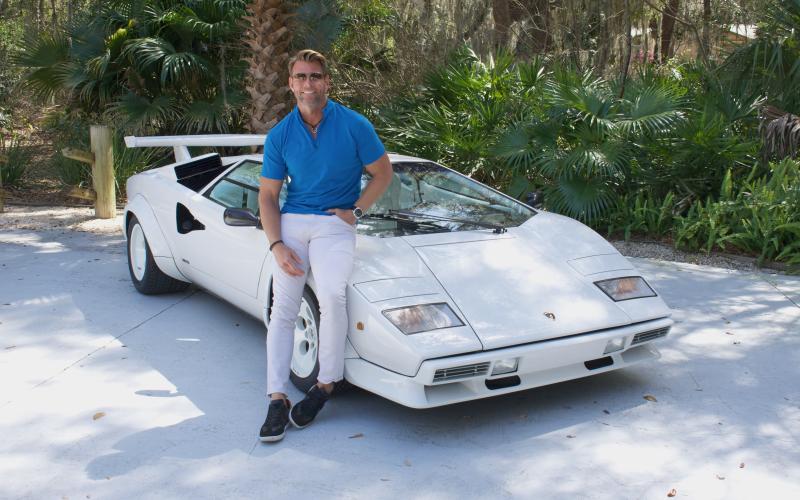 Jacques Shelton with Best in Class Countach. Photo by B. Douglas/Autoeditor